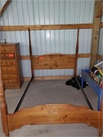 FULL SIZE WOOD 4 POSTER BED & FRAME