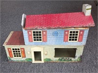 Vintage Tin Toy Playhouse (roof is not attached)
