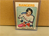 1975/76 OPC Walt Tkaczuk #128 Hockey Card