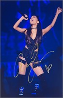 Autograph Ariana Grande Photo