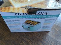 Nostalgia 4 slice toaster (new)