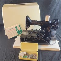 Singer Spartan Sewing machine in Case with