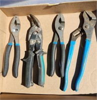 Assorted pliers, tin snips