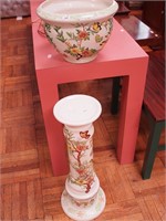 Contemporary jardiniere with matching