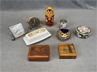 Flat of Collectables