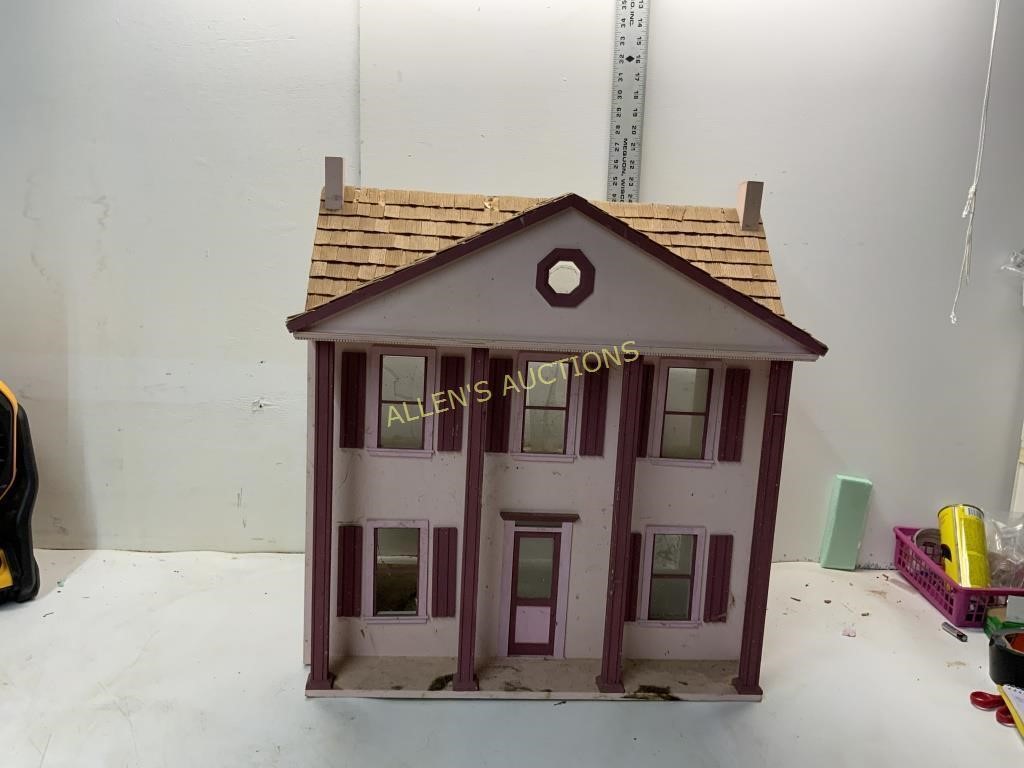 WOODEN DOLL HOUSE