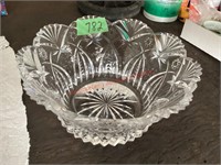 Star Pattern Fluted Crystal Bowl 9"