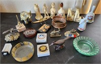 W - VINTAGE ASH TRAYS, FIGURINES & COLLECTIBLES