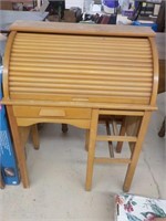 Child's roll top desk NO drawers