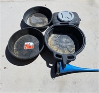 2 Oil Catch, 2 Drip Pans & 2 Funnels