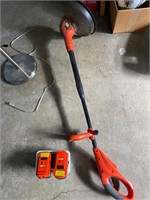 Black and Decker Battery Trimmer