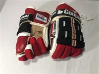 Vintage Cooper Men's Hockey Gloves - Slightly Used