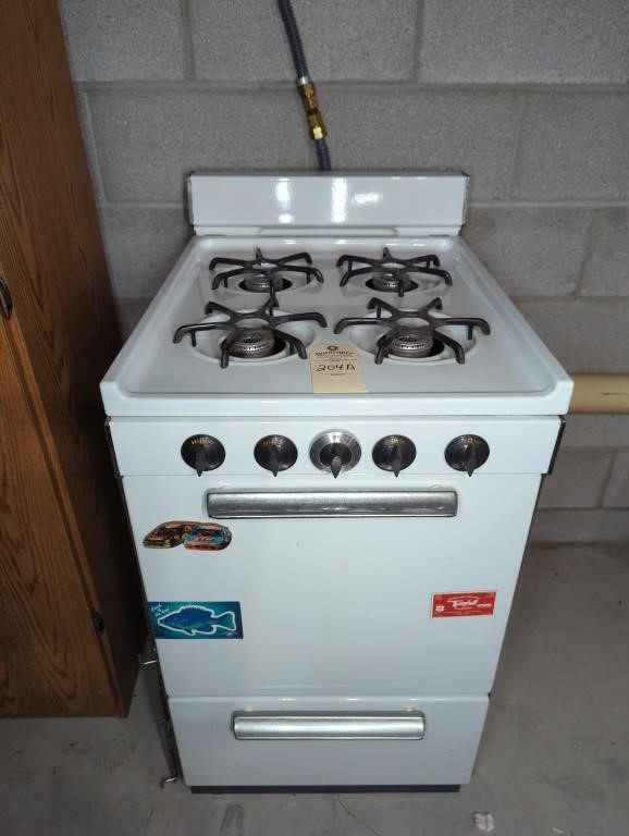 APARTMENT SIZE GAS STOVE