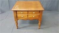Vintage Bassett Wood End Table / Night Stand