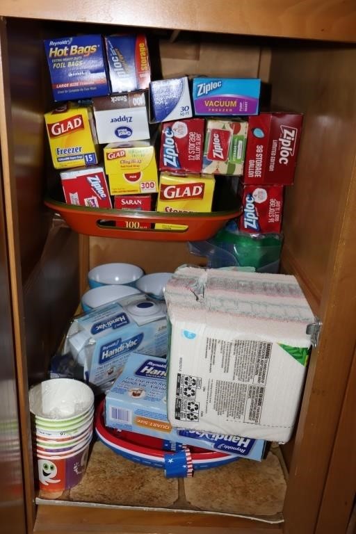 Contents of Kitchen Cabinet