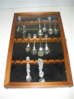 souvenir Spoon Collection 12 pcs & Display Case 1