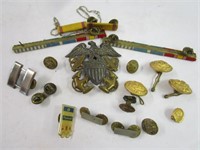 Military Buttons & Pins