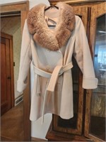 Cream fur collar belted Vintage Ladies Coat