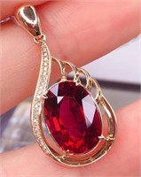 3.2ct Natural Tourmaline 18Kt Gold Pendant