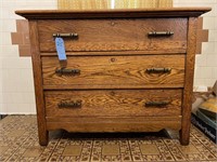 Nice Oak 3-drawer chest