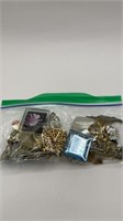 Misc Brooch Lot