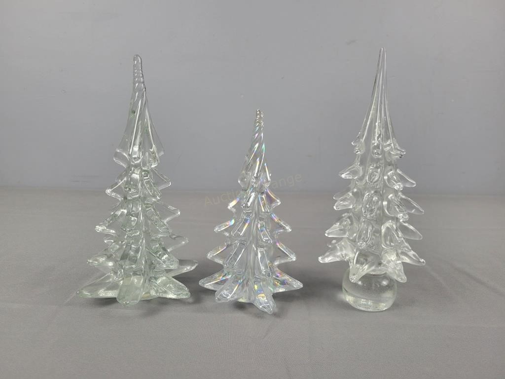Lot Of 3 Glass Christmas Trees - One Is Silvestri