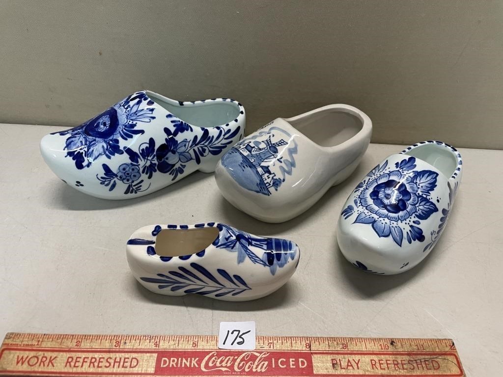 COLLECTION OF 4 DELFT HAND PAINTED SHOES