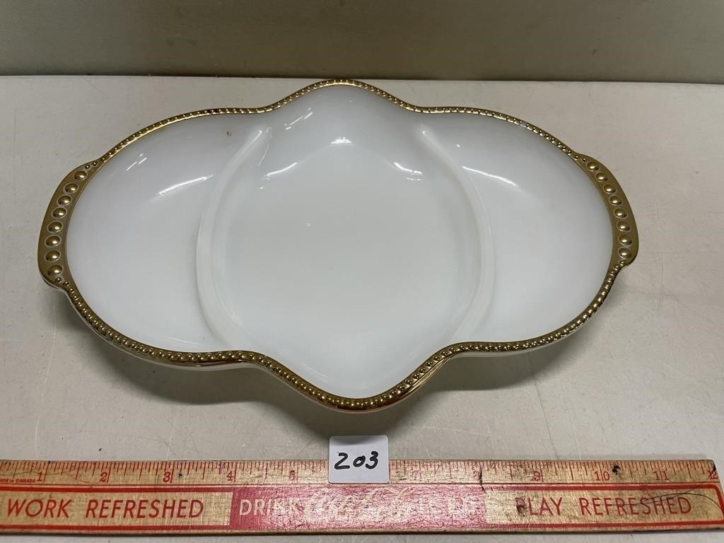 NICE VINTAGE MILK GLASS DIVIDED DISH