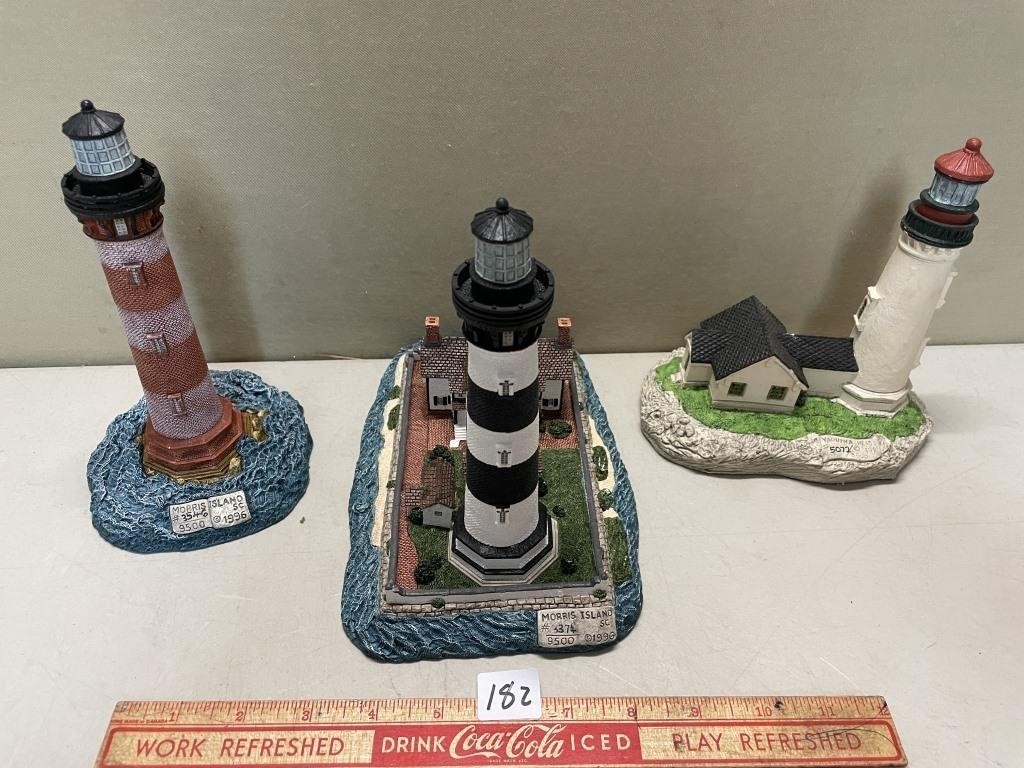 MODERN LIGHT HOUSE DECOR