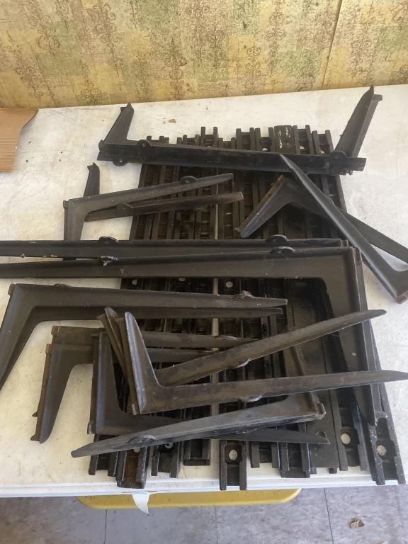 10 - Cast iron wall brackets, 8 cast iron shelves