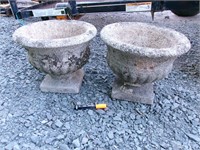 Antique concrete garden urn set