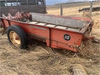 Massey Ferguson 110 Manure Spreader