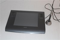 Wacom Intuos PTZ-630 Grafics Tablet
