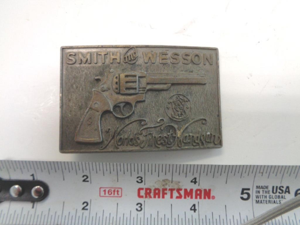 BELT BUCKLE - SMITH & WESSON