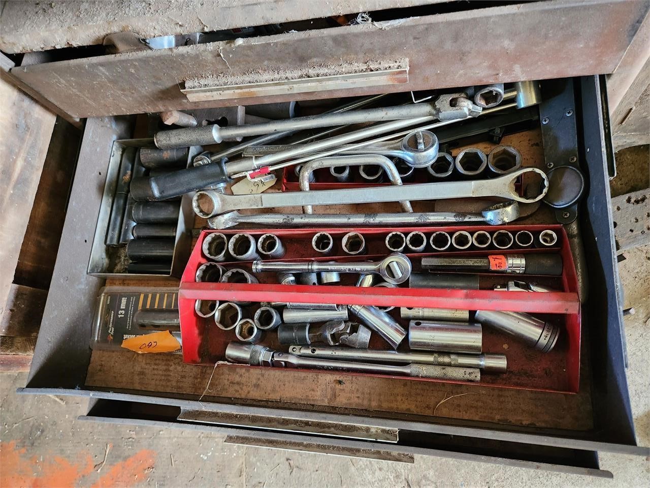 sockets etc drawer contents