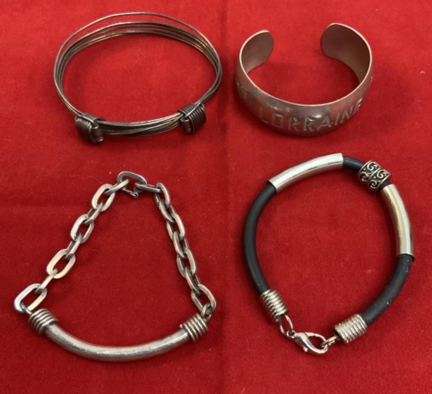 (4) Bracelets
