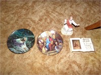 Religious Plates, Figurine