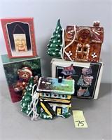 Christmas Town Village Lot with Extras