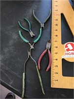 5 small pliers/cutters