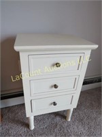 white side table drawers 18" w x 14"d x 29"h