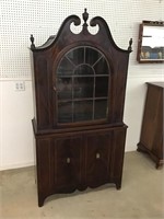 Gorgeous depression gallery china cabinet. 39 x
