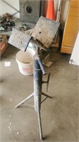 Pipe stand