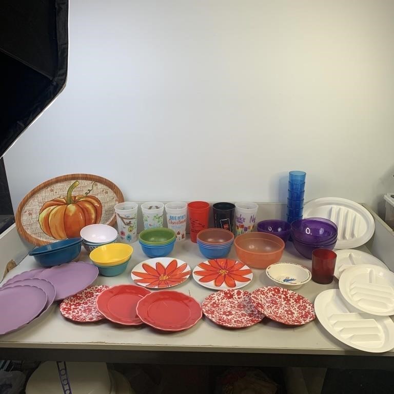 Plastic Cups, Plates Taco Plates, Bowls