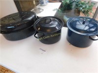 Enamel Ware Lot of 3 Roaster Oven and 2 Large