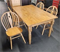 Large Country Style Oak Dining Table With 4 Chairs