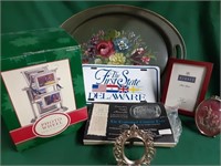 Photo Reel Picture Frame, Delaware Tag, Trays