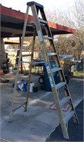 Keller heavy duty 8 foot fiberglass ladder