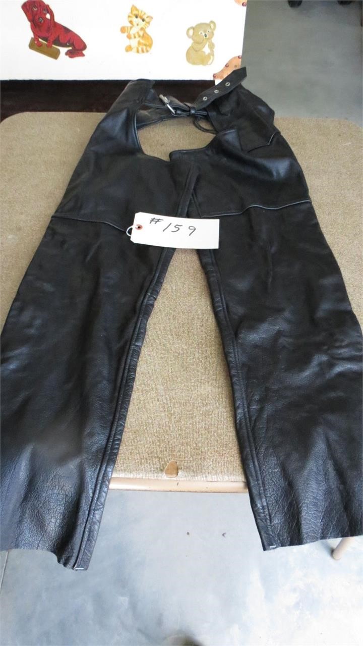 LEATHER RIDING CHAPS SZ SMALL SEE DESC