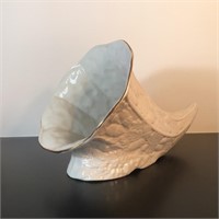 BELLEEK MILLENIUM PORCELAIN SHELLFORM