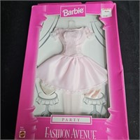 Barbie Doll Fashion Avenue 18155 Party Clothing